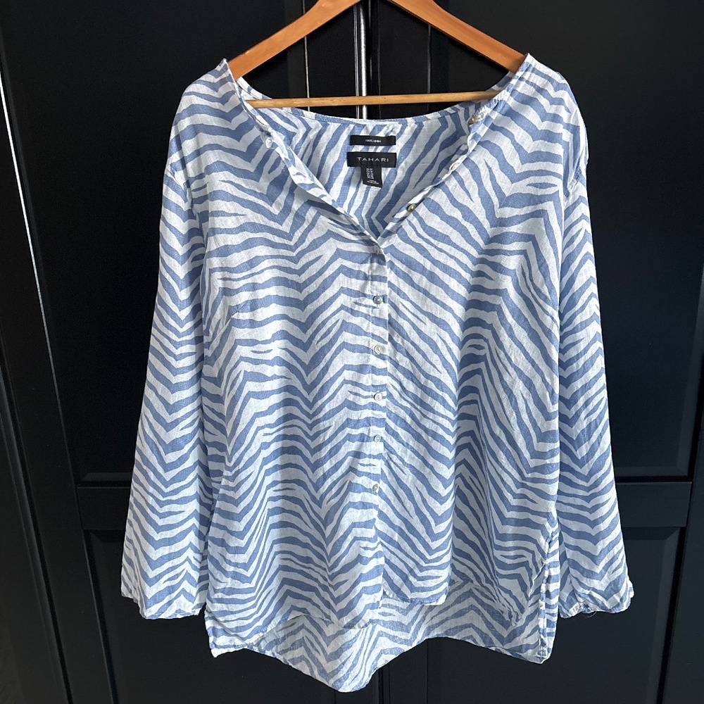 TAHARI linen button down tunic